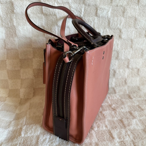 NWT Coach 1941 1st Generation Rogue 30 In Melon Glovetanned Pebble Leather 38124 - Picture 4 of 15